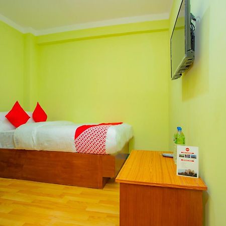 Oyo 589 Hotel Trimurti 加德满都 外观 照片