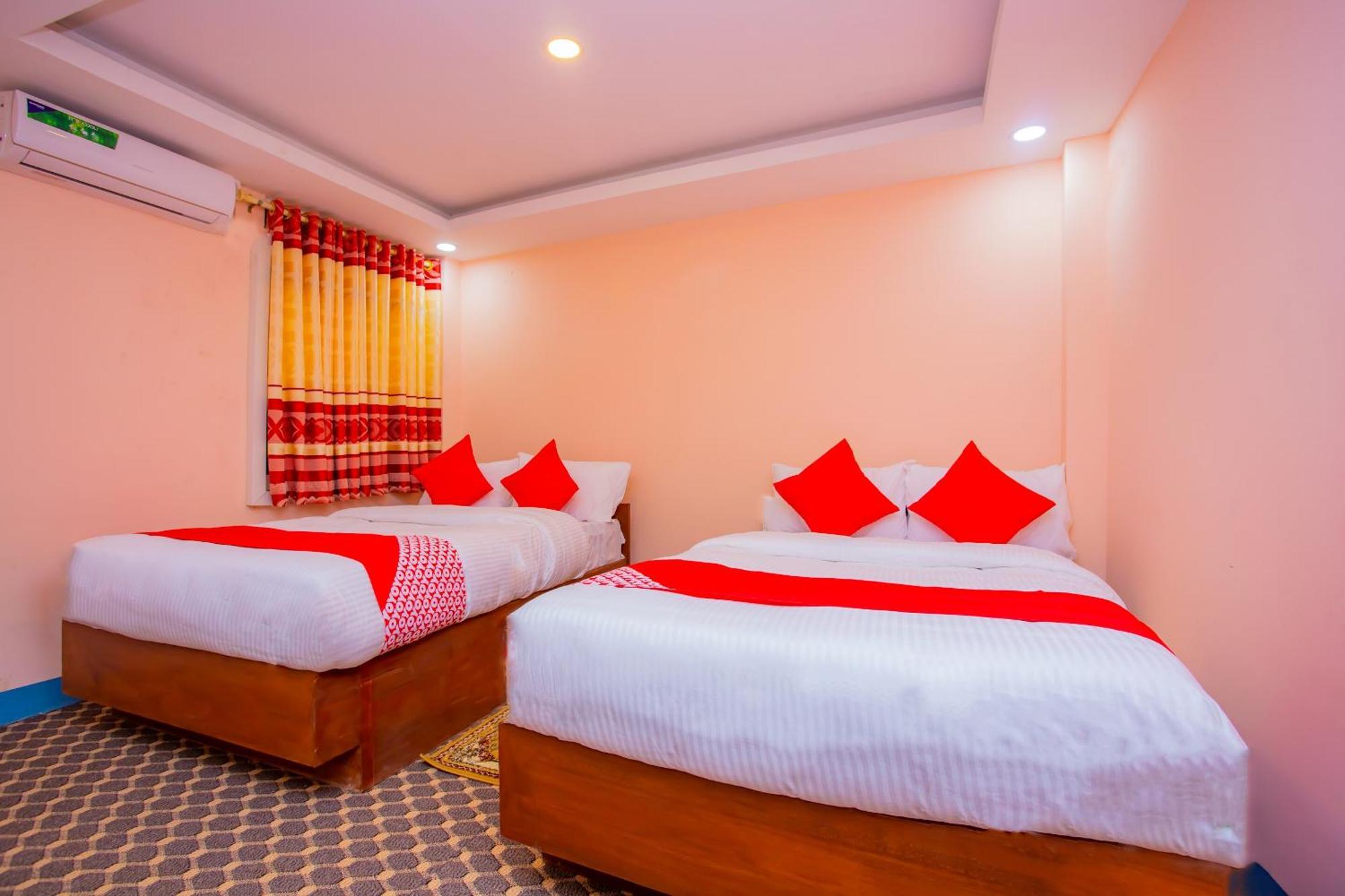 Oyo 589 Hotel Trimurti 加德满都 外观 照片