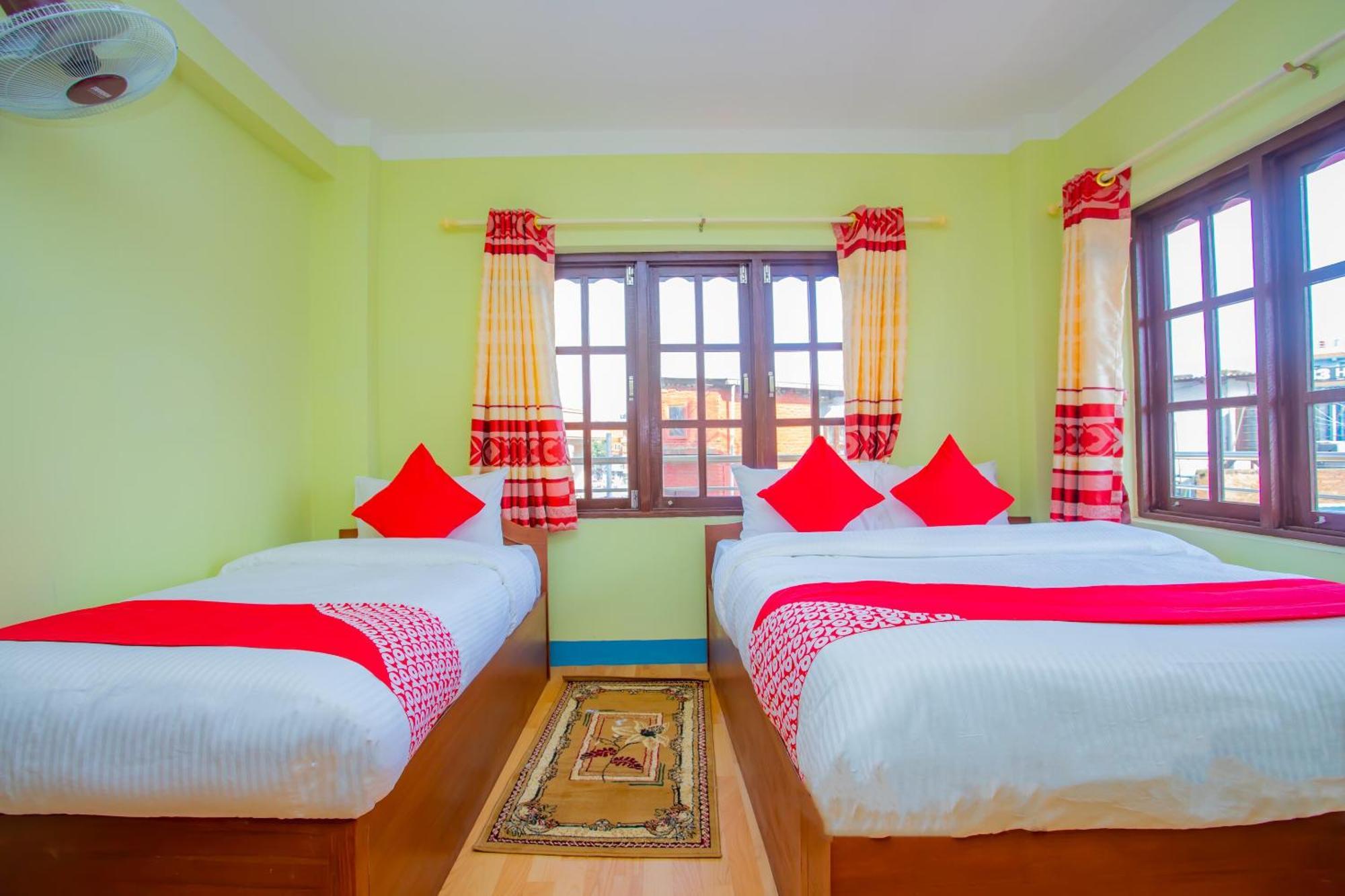 Oyo 589 Hotel Trimurti 加德满都 外观 照片