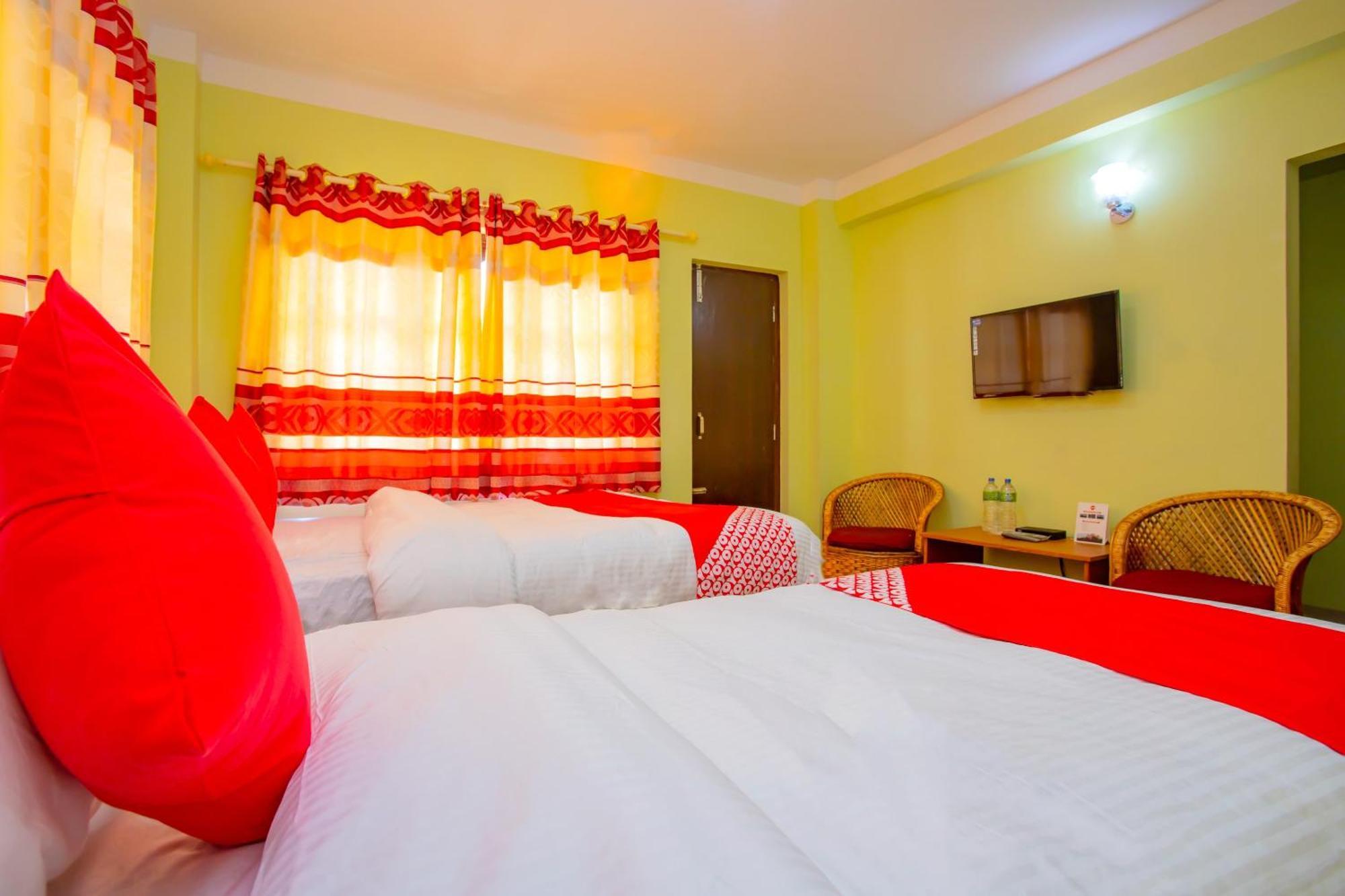 Oyo 589 Hotel Trimurti 加德满都 外观 照片