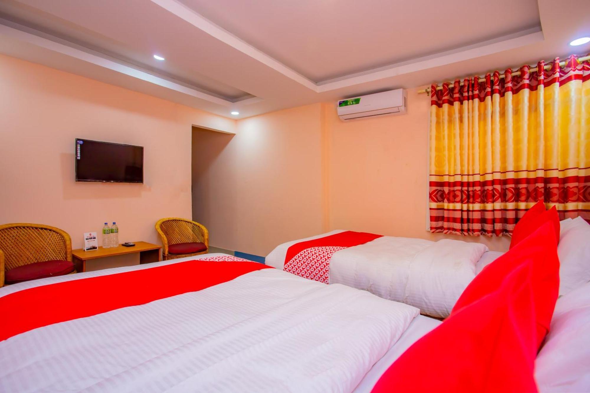 Oyo 589 Hotel Trimurti 加德满都 外观 照片