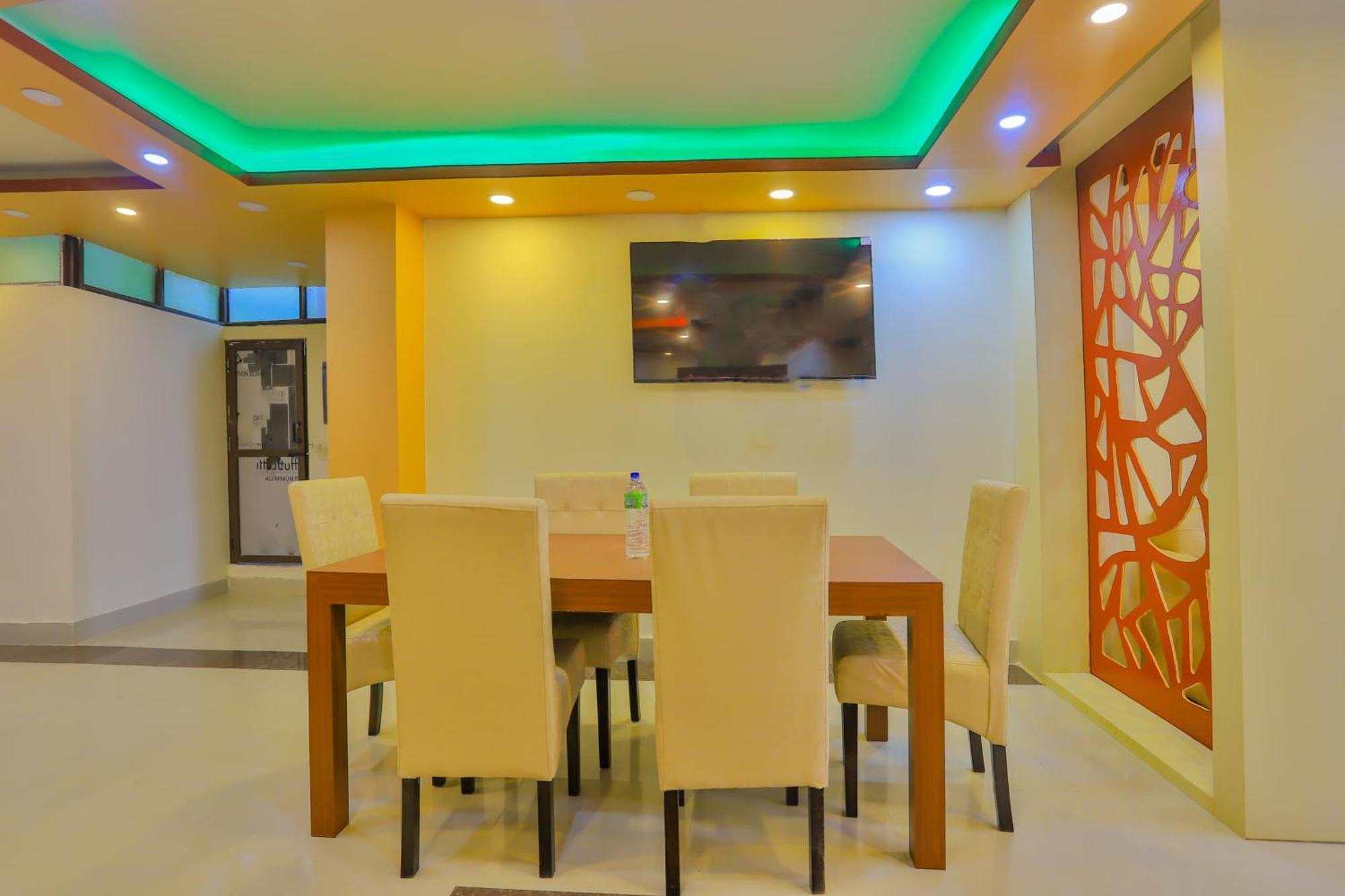 Oyo 589 Hotel Trimurti 加德满都 外观 照片