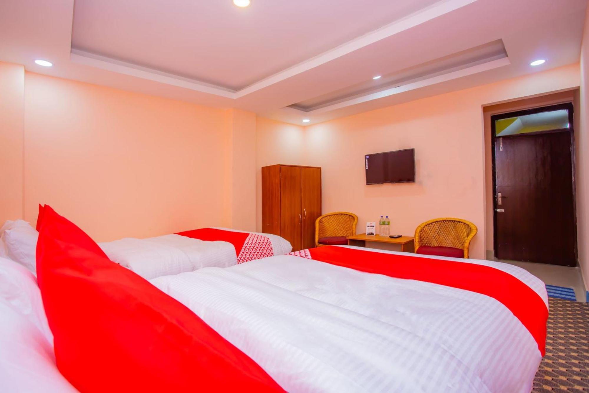 Oyo 589 Hotel Trimurti 加德满都 外观 照片